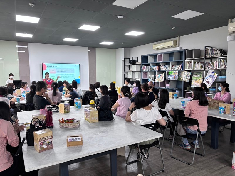 1130829校園流感會議-1